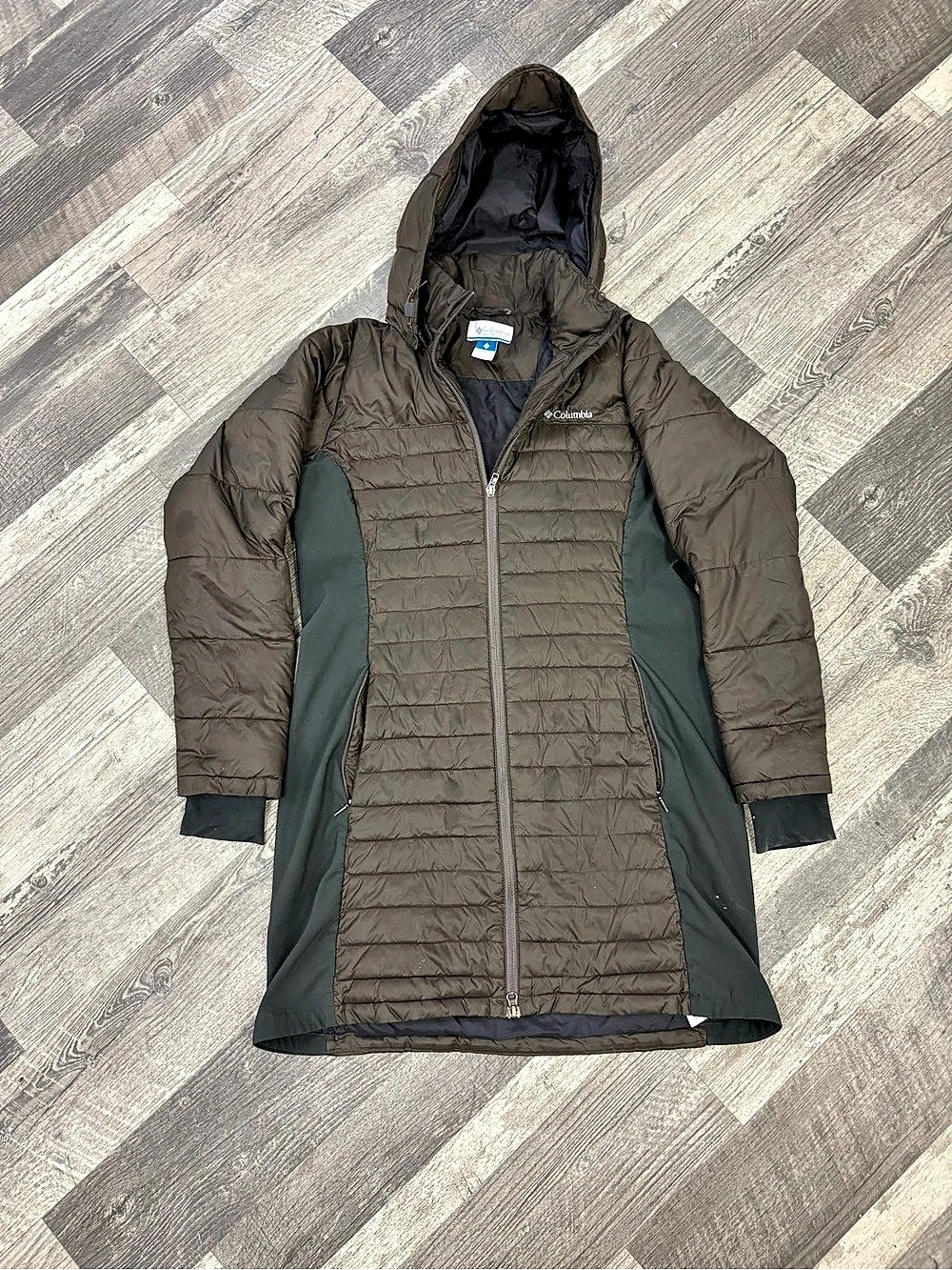 Columbia Women's Puff Long Hooded Jacket Medium Green